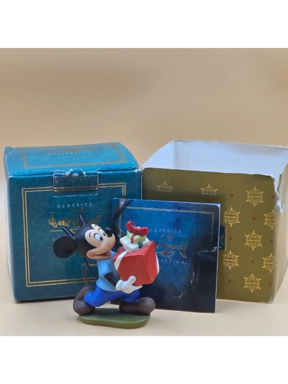 WDCC Mickey Mouse Pluto's Christmas Tree Present For My Pals Disney Ornament